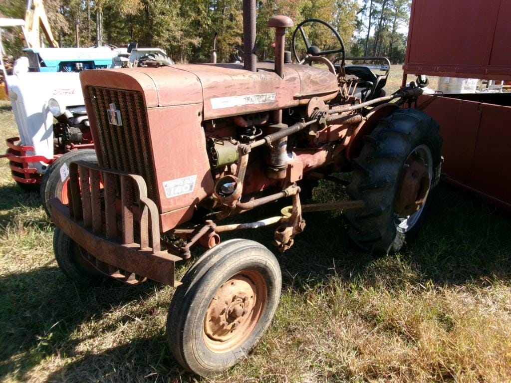 Main image International Harvester 140
