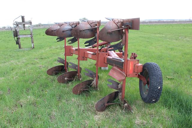 Thumbnail image International Harvester 145 5