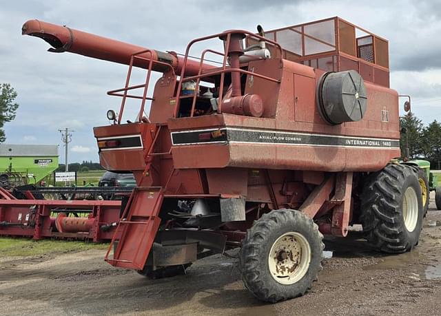 Image of International Harvester 1460 equipment image 3