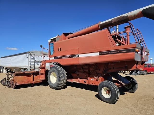 Image of International Harvester 1460 equipment image 3