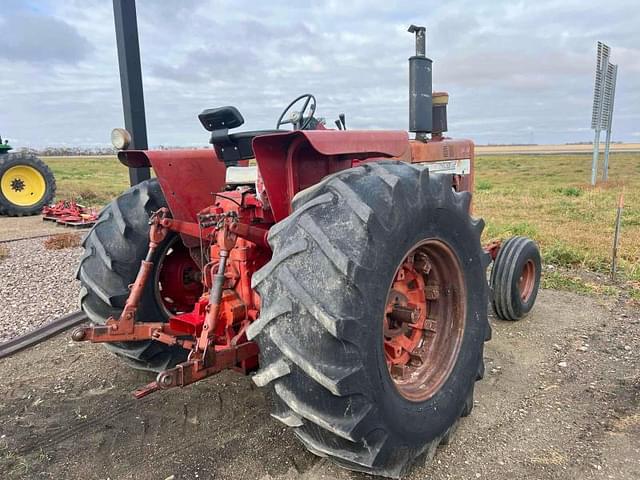 Image of International Harvester 1456 equipment image 4