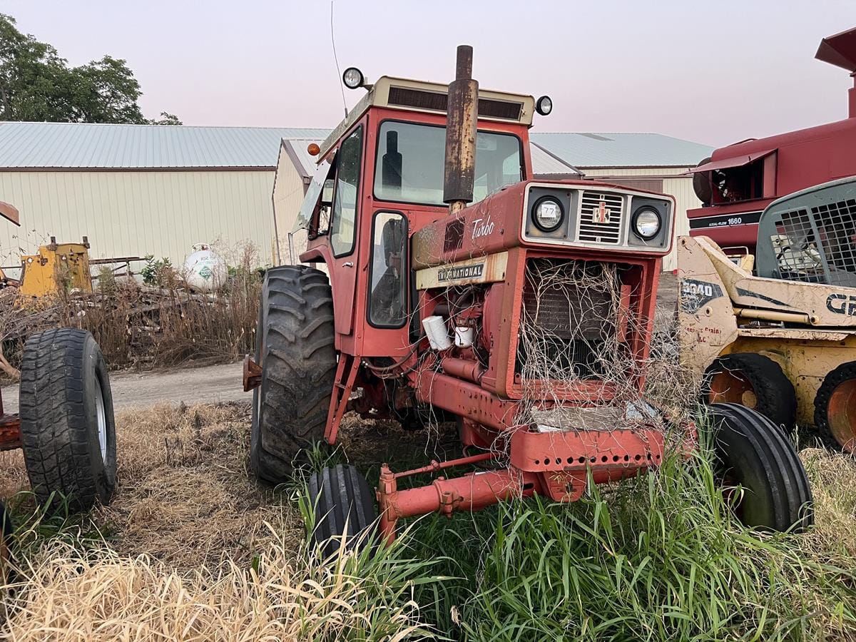 Main image International Harvester 1466