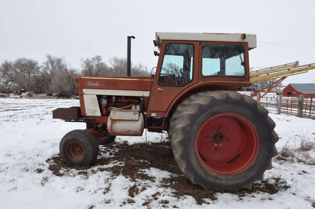 Image of International Harvester 1466 equipment image 4