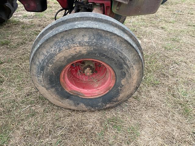 Image of International Harvester 1466 equipment image 3