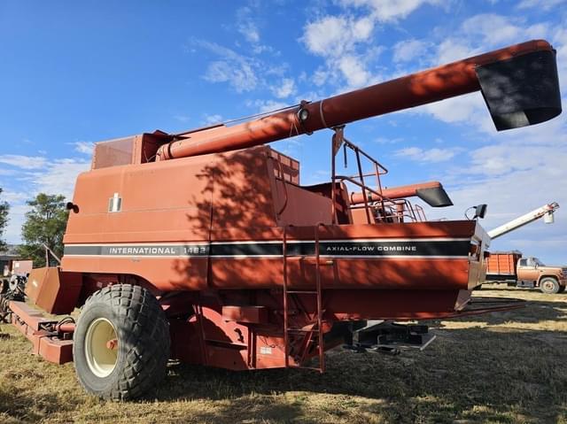 Image of International Harvester 1482 equipment image 2