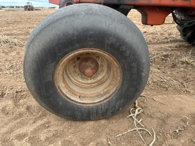 Image of International Harvester 1486 equipment image 4