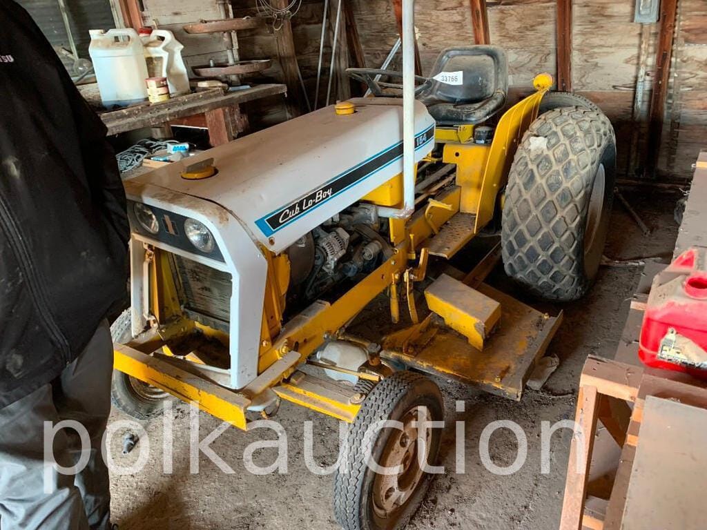 Main image International Harvester Cub Lo-Boy