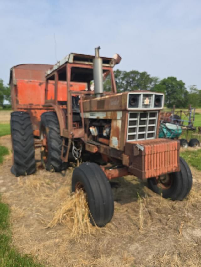 Image of International Harvester 1566 equipment image 2