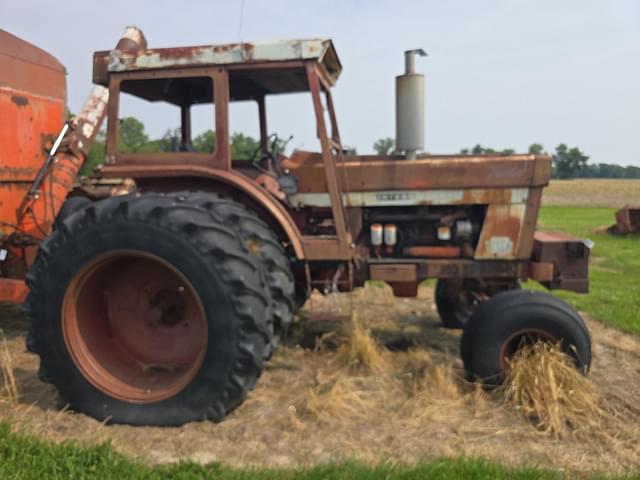 Image of International Harvester 1566 equipment image 3
