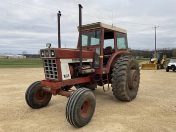 Main image International Harvester 1568