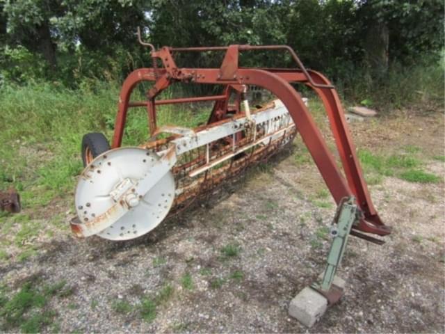 Image of International Harvester 16 equipment image 2