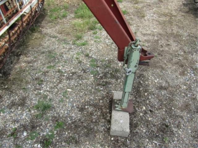 Image of International Harvester 16 equipment image 3