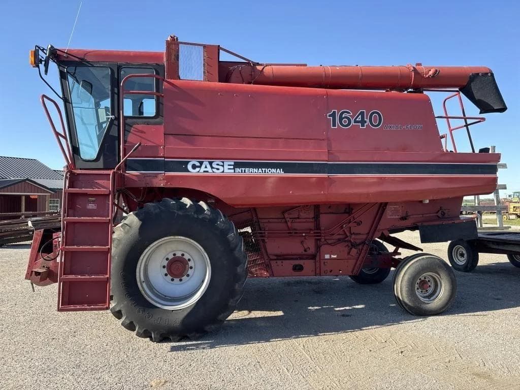 Image of Case IH 1640 Primary image