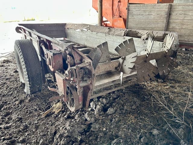 Image of International Harvester 175 equipment image 2