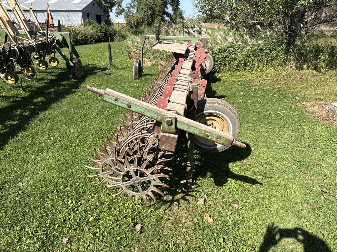 Image of International Harvester 181 Image 1