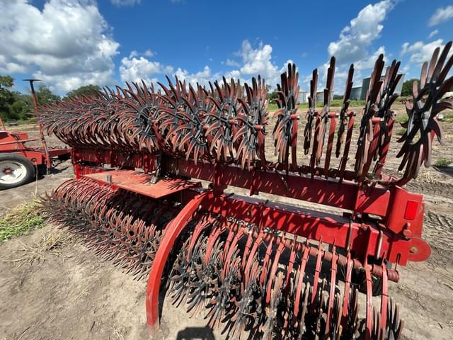 Image of International Harvester 181 equipment image 2