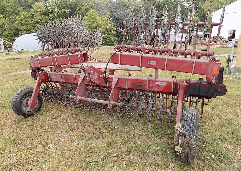 Image of International Harvester 181 Image 0