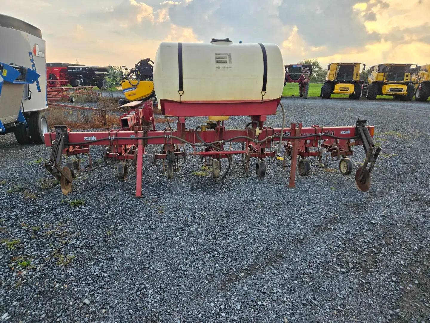 International Harvester 183 Equipment Image0