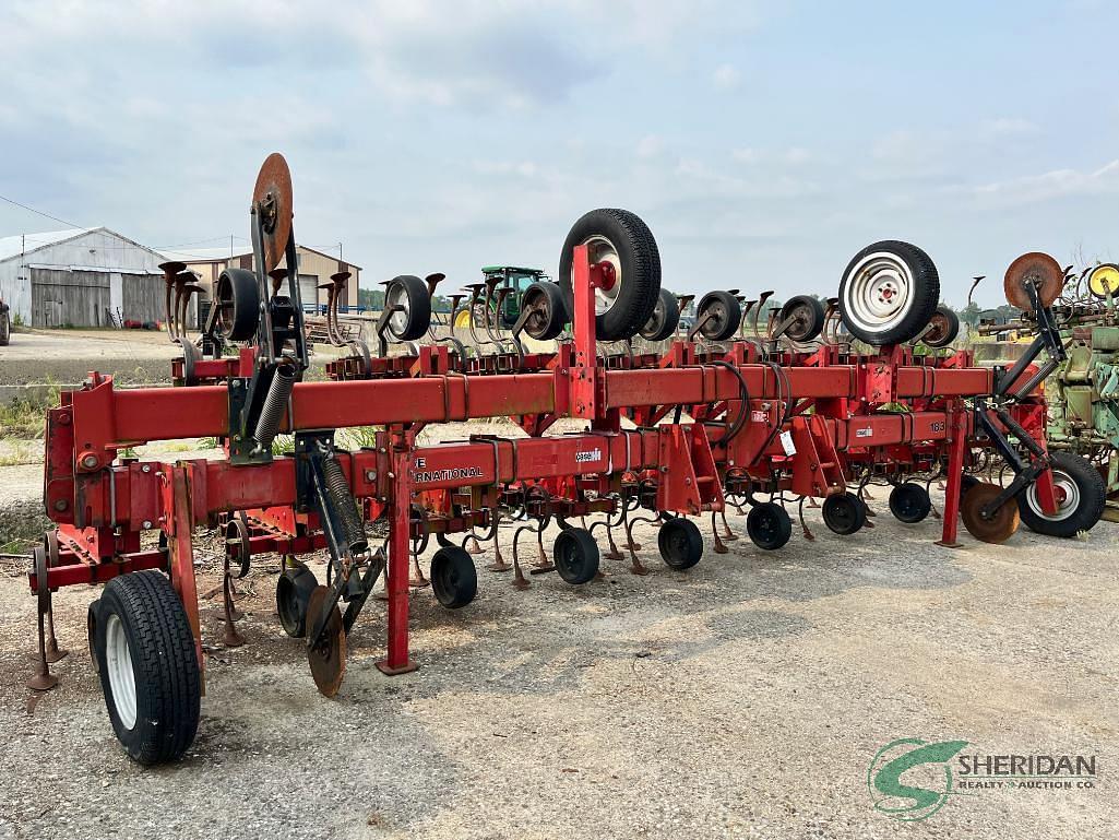 Image of Case IH 183 Primary image
