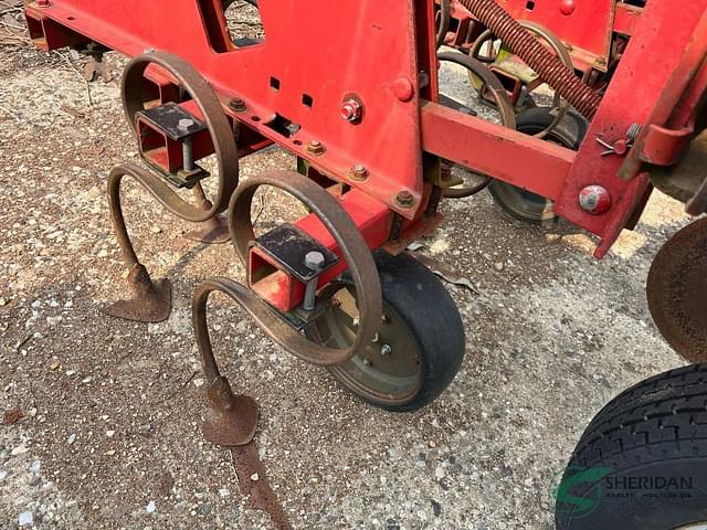Image of Case IH 183 equipment image 3