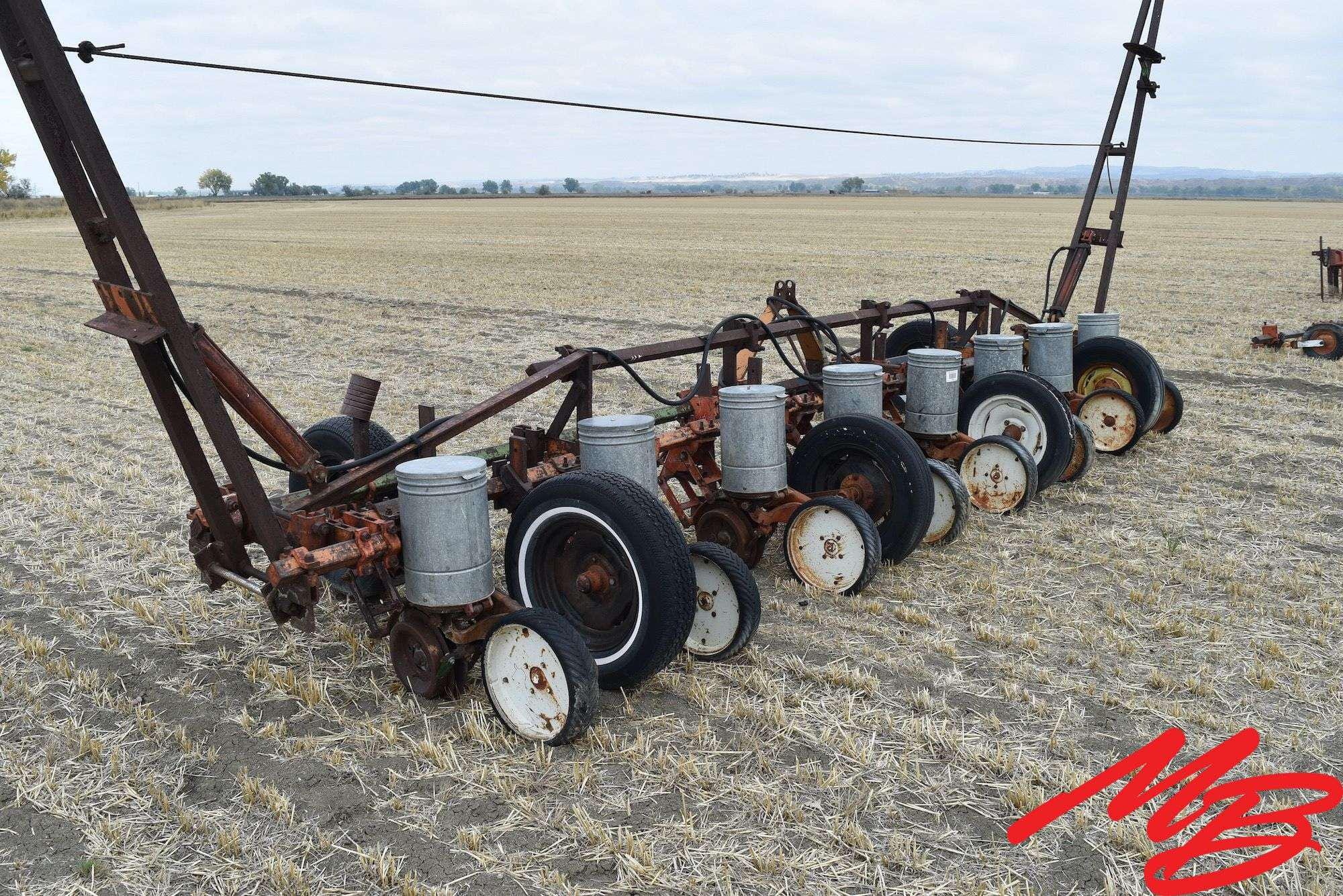 Main image International Harvester 185