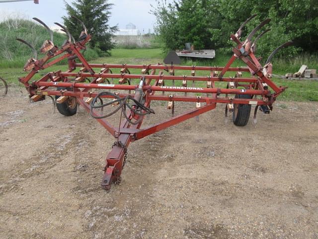 Image of International Harvester Vibra Shank Digger Primary image