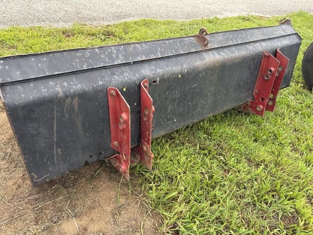 Image of International Harvester 2355 equipment image 3
