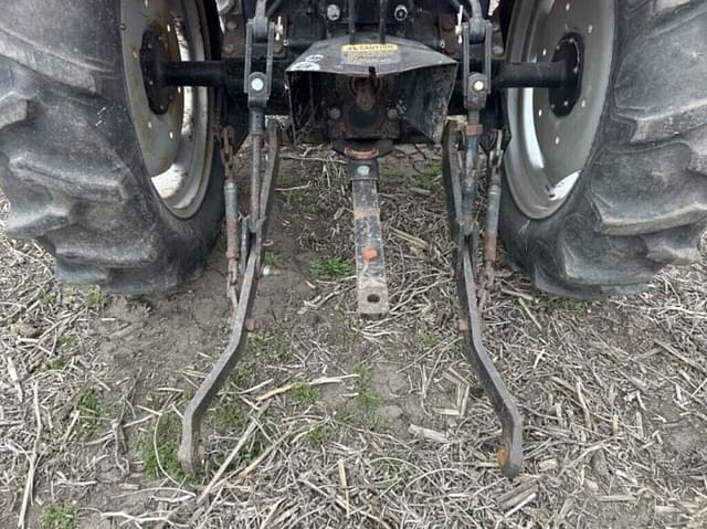 Image of International Harvester 244 equipment image 4