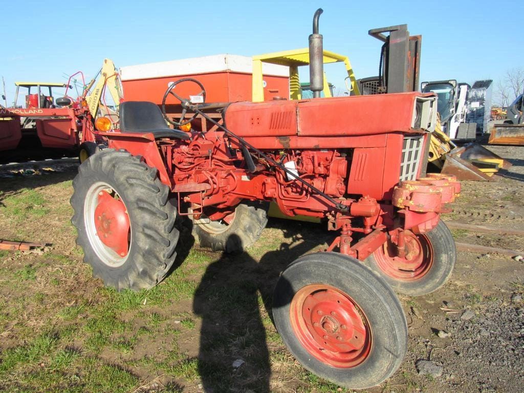 Main image International Harvester 274