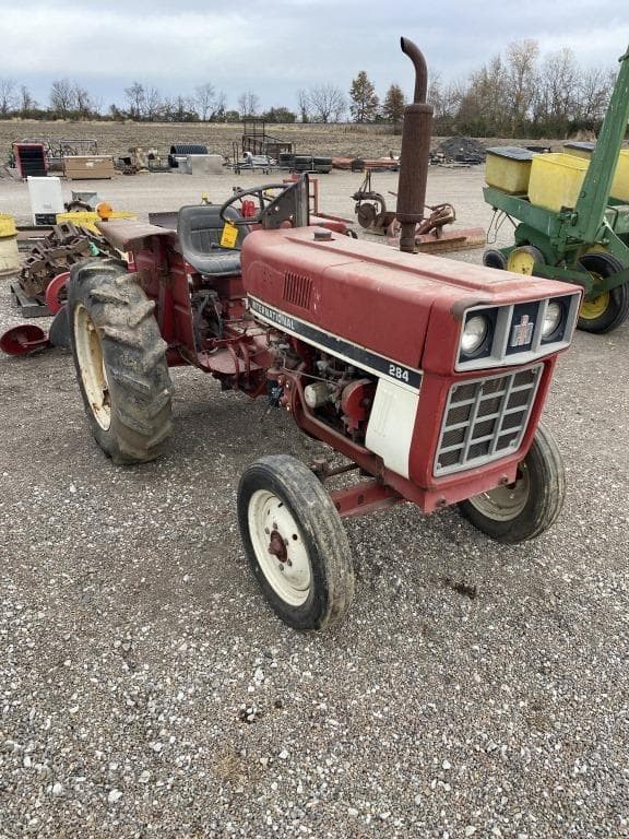Image of International Harvester 284 Image 1