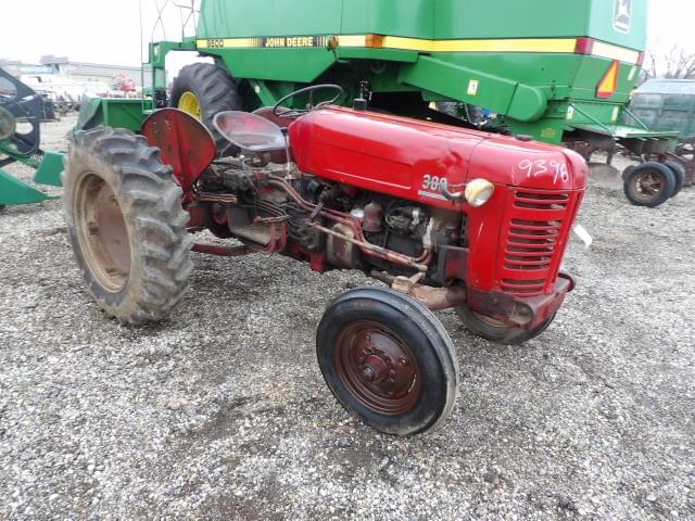 Image of International Harvester 300 Image 0