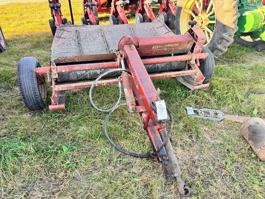 Image of International Harvester 33 Primary image