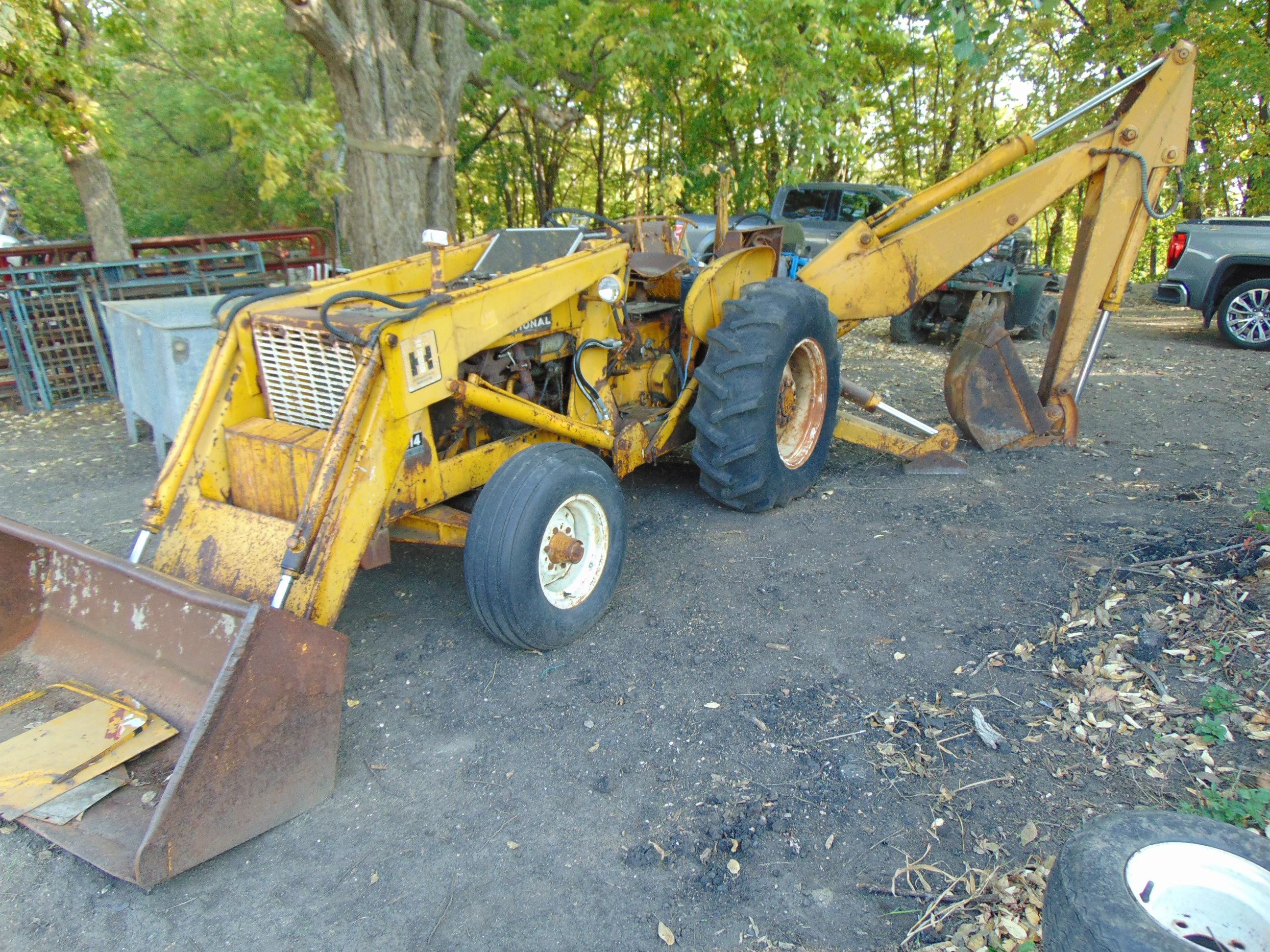 Main image International Harvester 3414