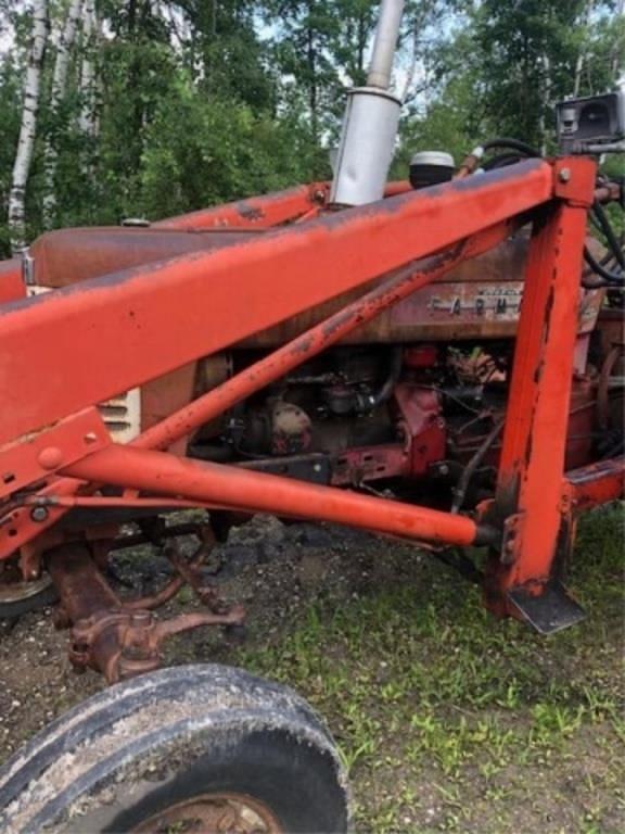 Image of International Harvester 350 equipment image 3