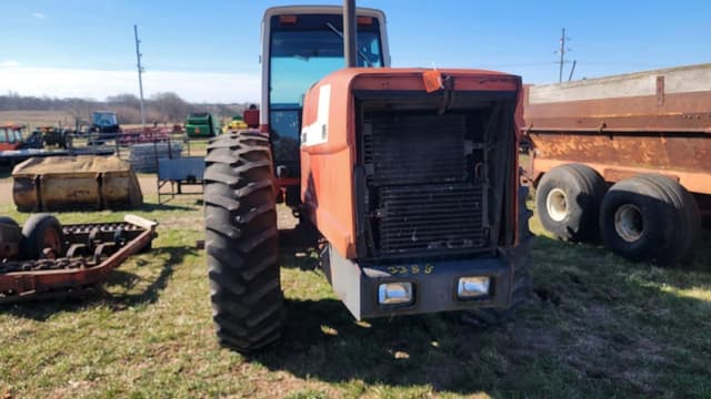 Image of International Harvester 3588 equipment image 4