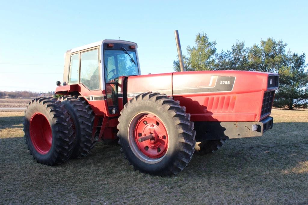 Main image International Harvester 3788