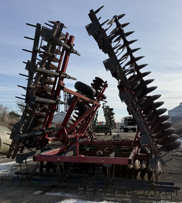 Image of International Harvester 3950 equipment image 4