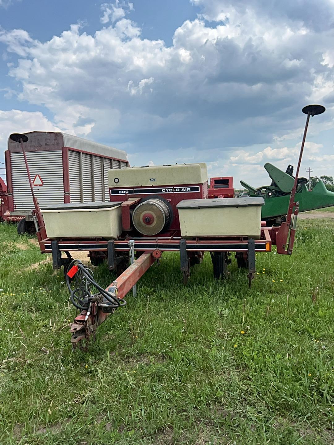 Image of International Harvester 800 Cyclo Air Primary image