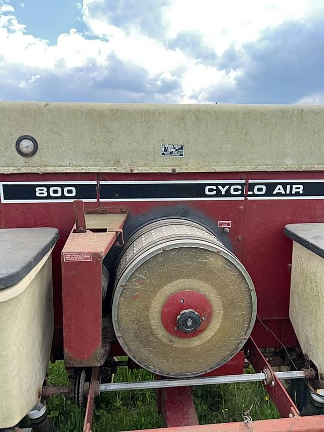 Image of International Harvester 800 Cyclo Air equipment image 4
