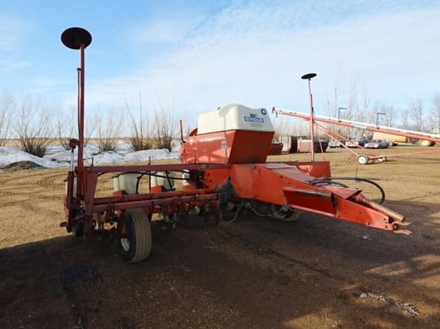 Image of International Harvester 400 Cyclo equipment image 1