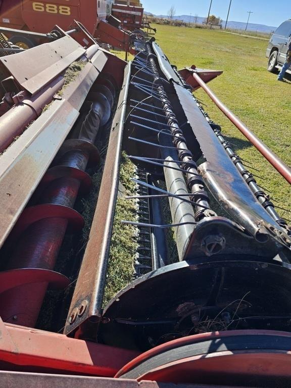 Image of International Harvester 4000 equipment image 3