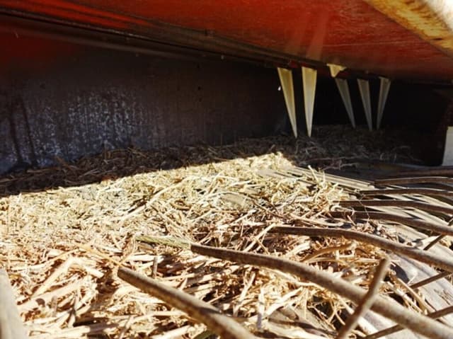 Image of International Harvester 420 equipment image 4