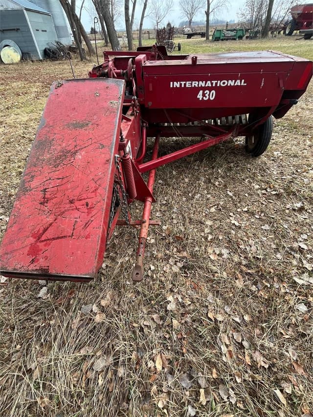 Image of International Harvester 430 equipment image 4