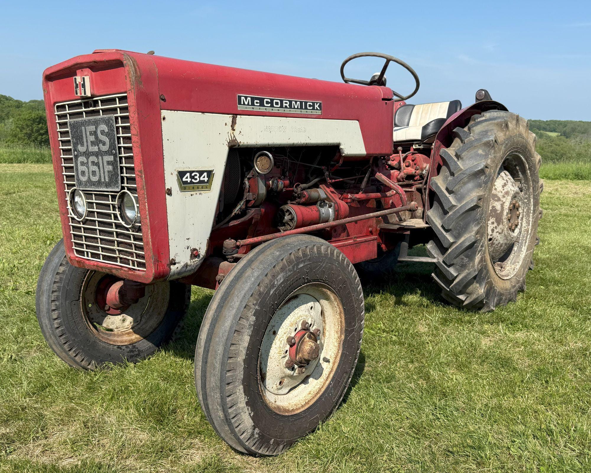 Main image International Harvester 434