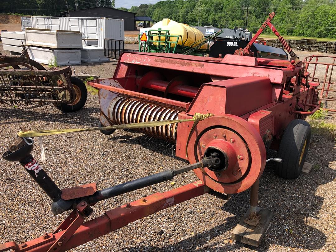Image of International Harvester 435 Primary image