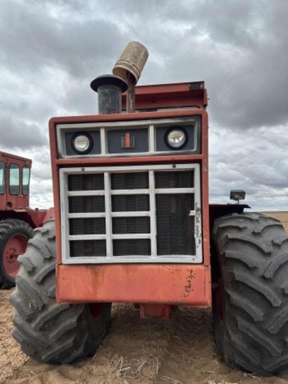 Image of International Harvester 4386 equipment image 2