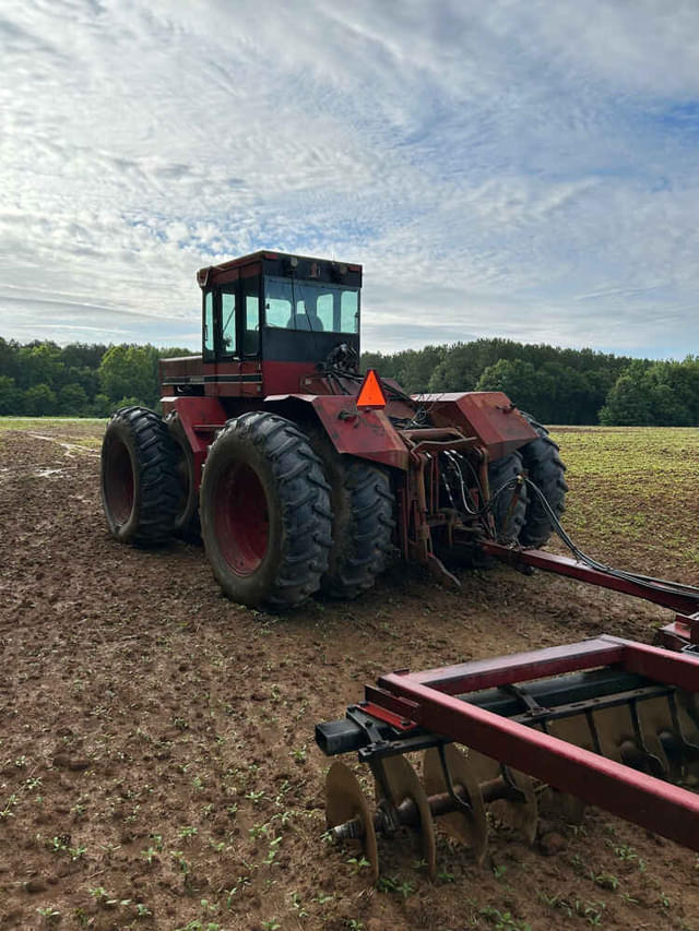 Image of International Harvester 4386 equipment image 3