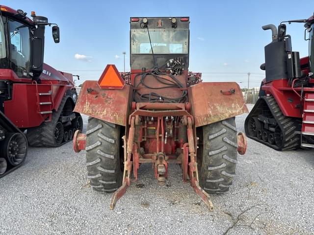 Image of International Harvester 4386 equipment image 2