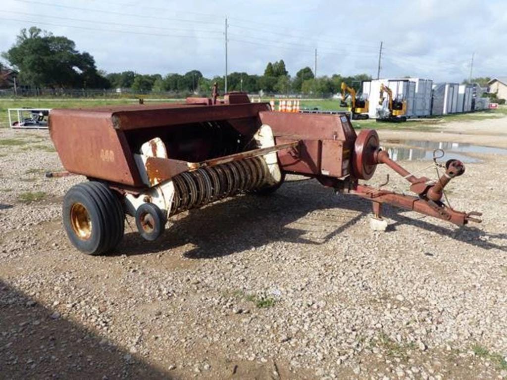 Main image International Harvester 440