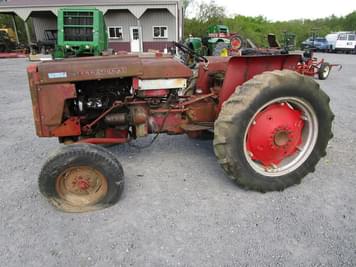 Main image International Harvester 444